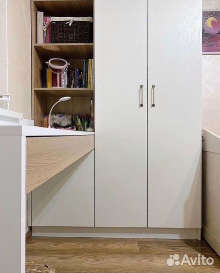 Шкаф распашной