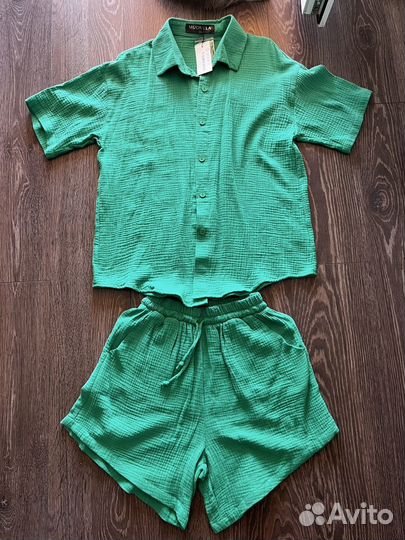 Костюм из муслина женский