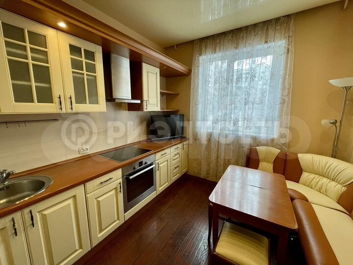 3-к. квартира, 72,8 м², 2/9 эт.