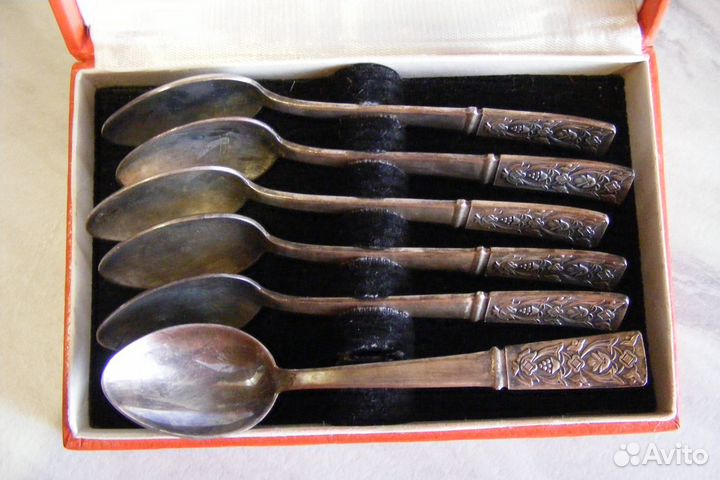 Набор чайных ложек в коробке. Мельхиор.Серебрение