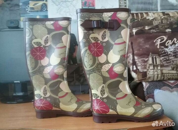 Резиновые сапоги