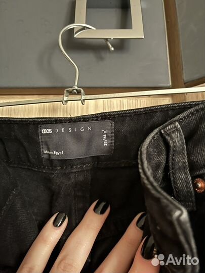 Джинсы рваные