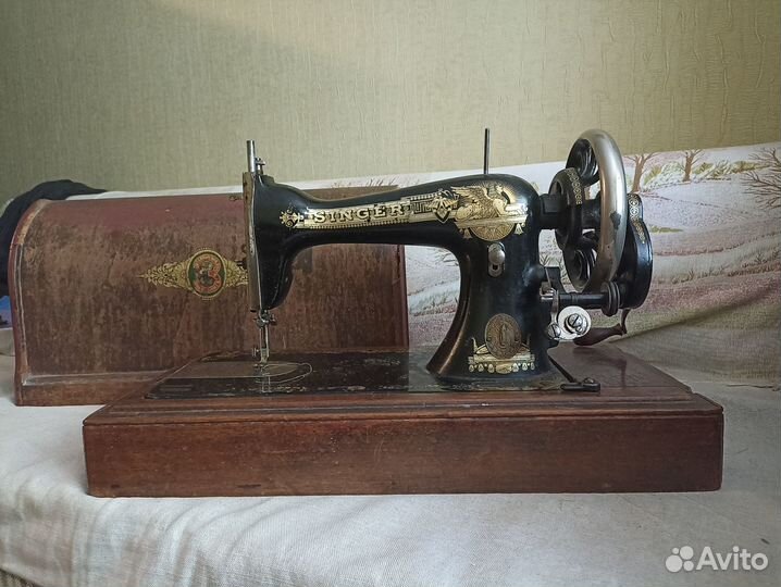 Швейная машинка Зингер ручная