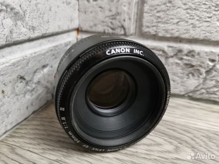 Объектив Canon EF50mm f/1.8 ll