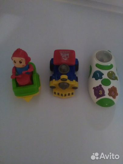 Развивающие игрушки для малышей пакетом