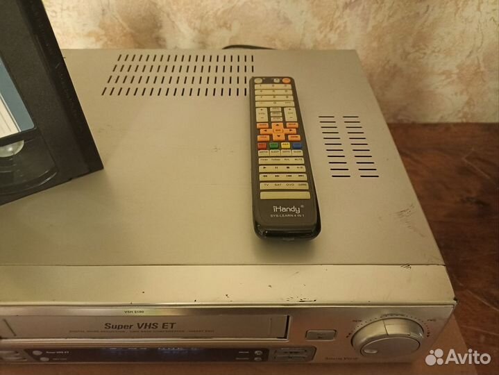 Super VHS Видеомагнитофон Thomson Vsh 2180