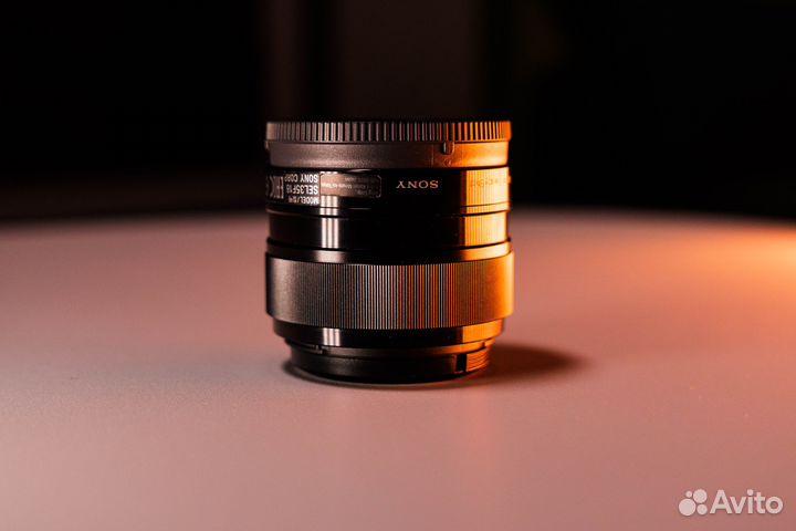 Объектив Sоny Е 35 mm F/1.8 оss