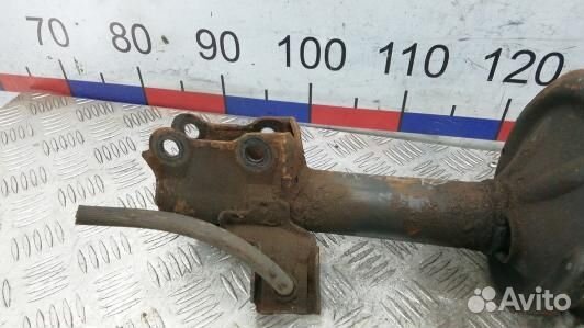 Стойка передняя правая nissan almera N16 (KML15N50