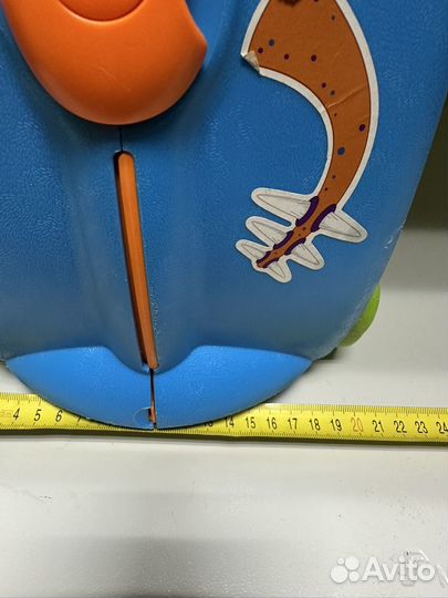 Чемодан каталка trunki