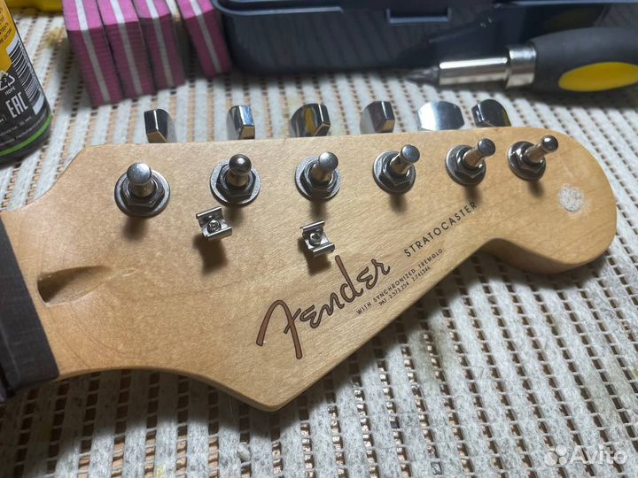 Электрогитара Fender Stratocaster