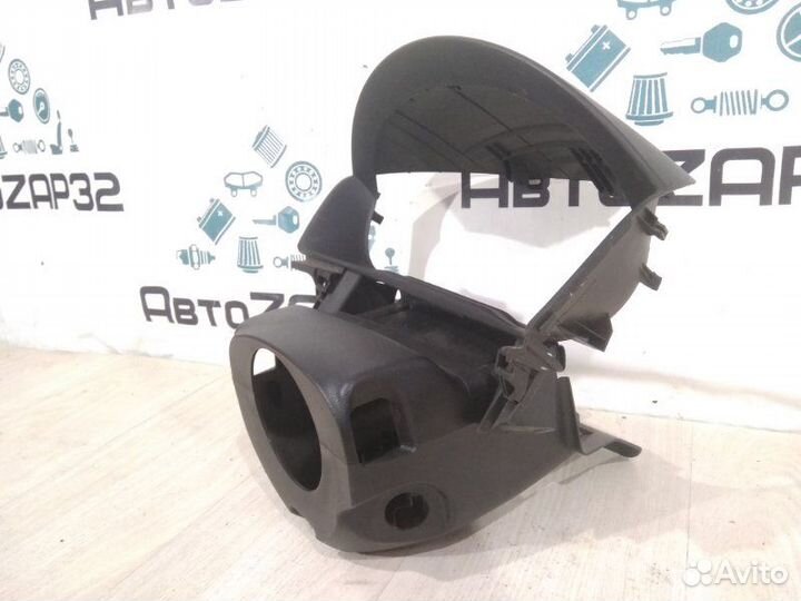 Кожух рулевой колонки Mazda 3 BK Z6 2005