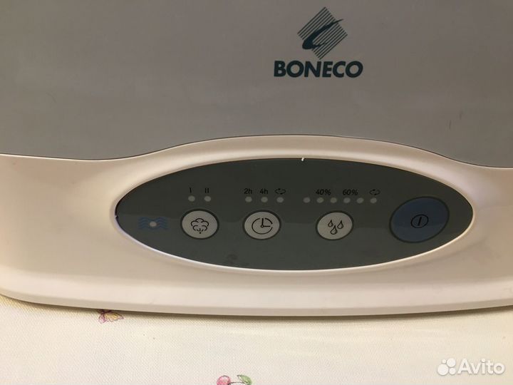 Увлажнитель воздуха Boneco Air-o-Swiss 7136 мощный