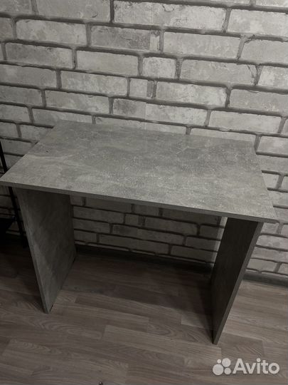 Компьютерный стол в стиле лофт