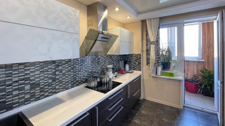 4-к. квартира, 110 м², 1/9 эт.