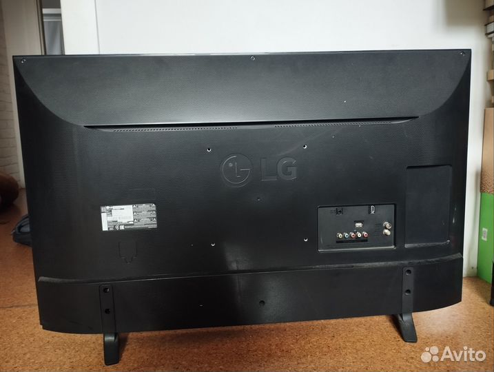 Телевизор LG 43lf510v 43