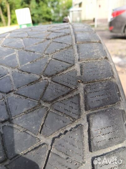 Bridgestone Blizzak DM-V2 225/60 R17 99S