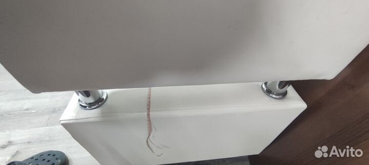 Офисный кожаный диван бу