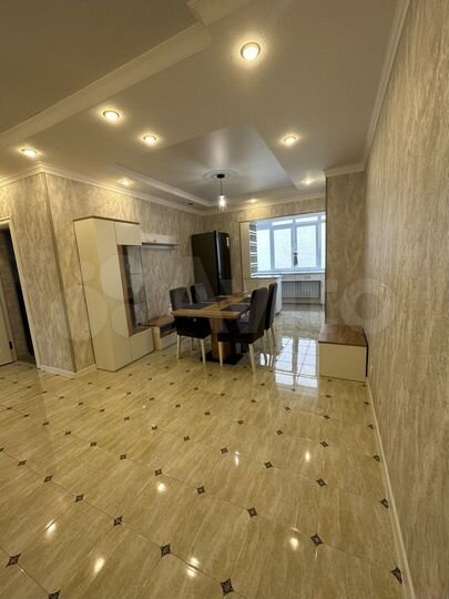 2-к. квартира, 85 м², 7/10 эт.