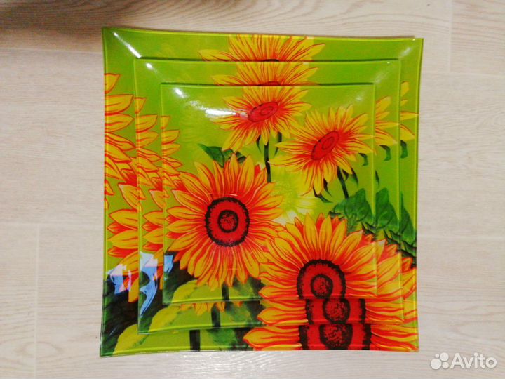 Набор тарелок