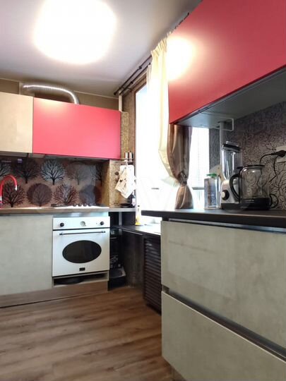 3-к. квартира, 54 м², 2/5 эт.