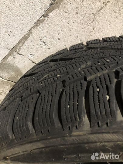 Nokian Tyres Hakkapeliitta R2 SUV 235/60 R18 107R