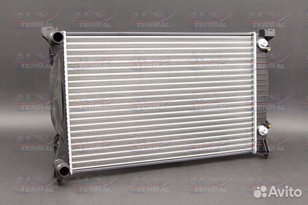 Радиатор охлаждения Ауди А4 АКПП 1.8- 00