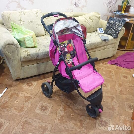Прогулочная коляска