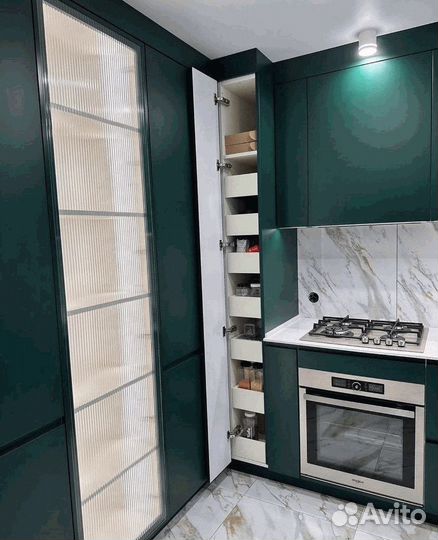 Кухонный гарнитур новый