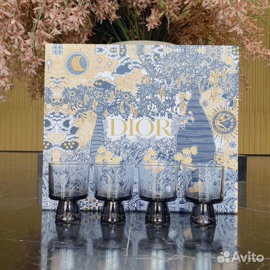 Набор посуды dior