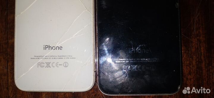 Два телефона Apple iPhone 4S A1387