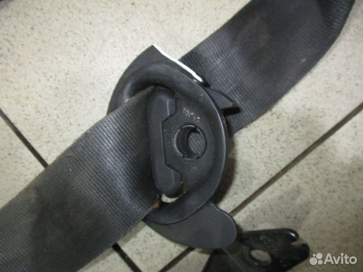 Ремень безопасности VW Polo Sedan