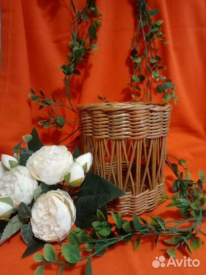 Корзина плетеная