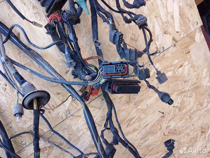 Коса подкапотная Audi A4 B5