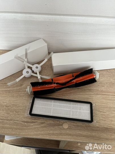 Сменные детали робот пылесос (фильтр, щетка)