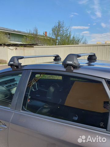 Багажник аэродинамический Thule Prius Alpha