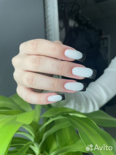 Наращивание ногтей,гель-лак, педикюр