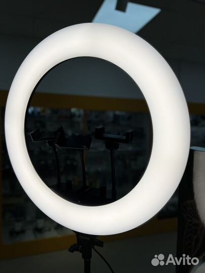 Лампа для селфи со штативом