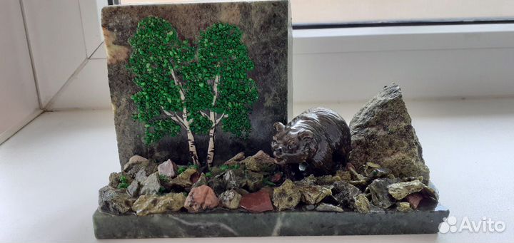 Изделия из уральских самоцветов