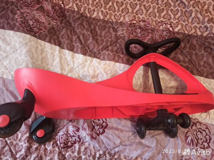 Бибикар Bradex