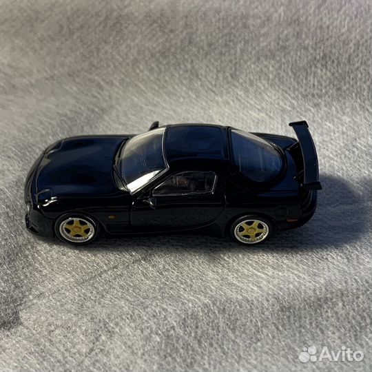 Модель автомобиля Mazda RX7 FD3S 1:64