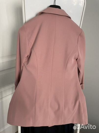 Костюм женский