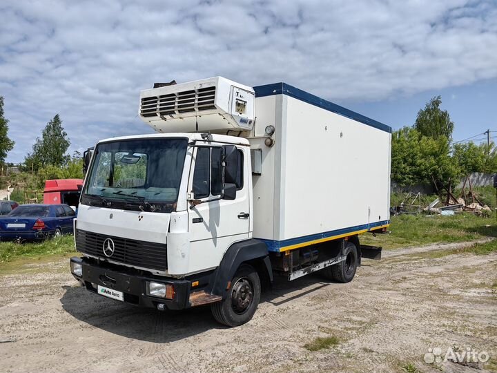 Mercedes-Benz 814, 1995