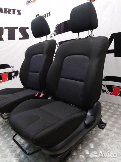 Комплект сидений Mazda 3 BK седан