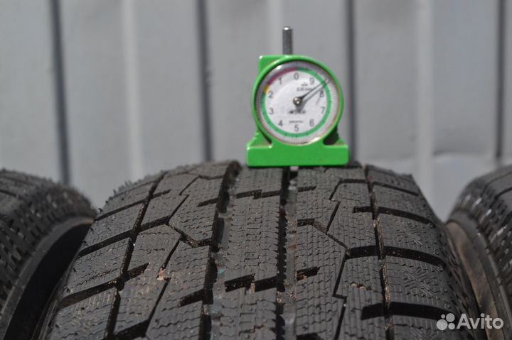 Toyo Observe Garit GIZ 175/65 R14 82Q