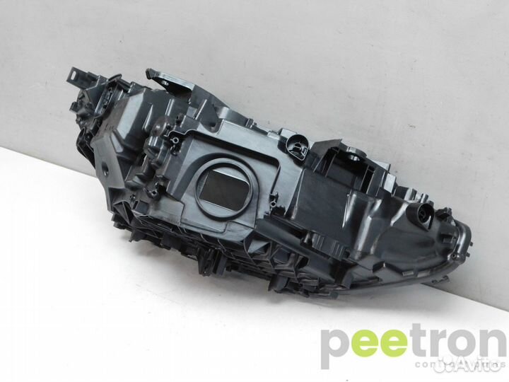 Б/У Б/У Корпус фары левой новая full LED