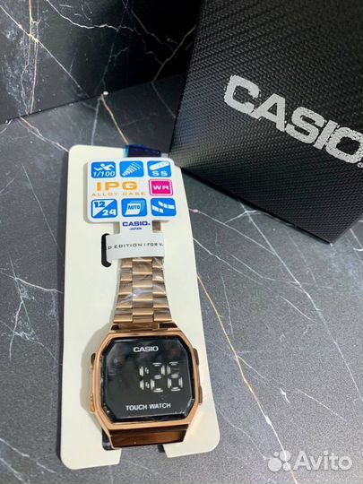 Электронные часы Casio