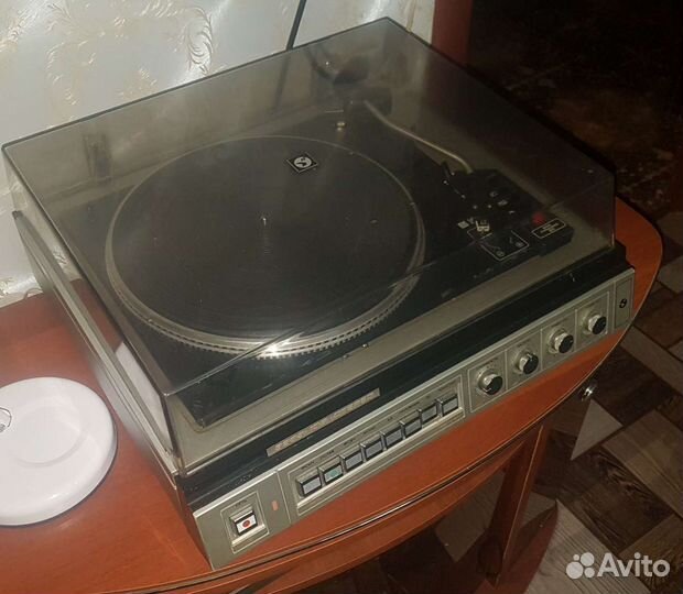 Проигрыватель винила Вега-109