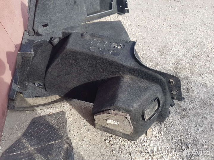 Обшивки багажника volkswagen passat B6