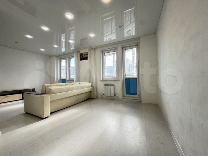 2-к. квартира, 70 м², 9/17 эт.