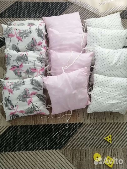 Комплект в кроватку бортики подушки
